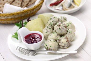 İsveç köftesi, svenska kottbullar