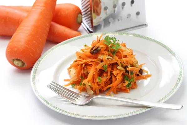Salada de cenoura ralada (carottes rapees) e ralador — Fotografia de Stock