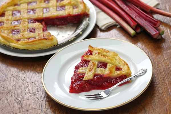 Homemade rhubarb pie — Stock Photo, Image