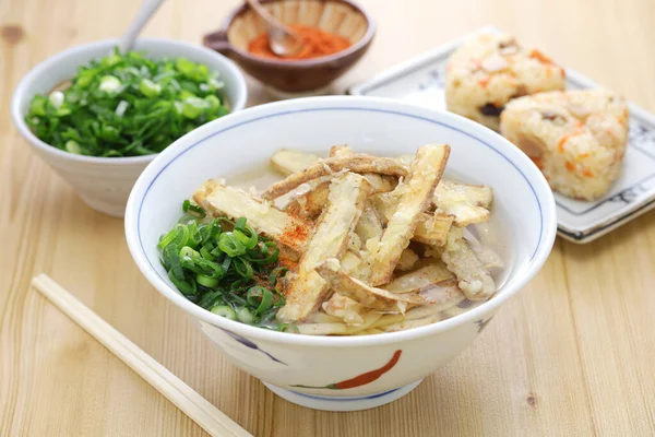 Burdock Tempura Udon Erişte Çorbası Japon Fukuoka Yemeği — Stok fotoğraf