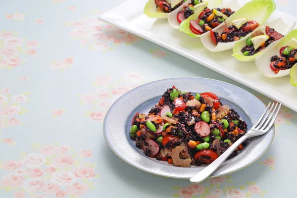 Vegan Forbidden Black Rice Salad — ストック写真