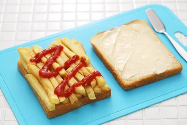 Chip Butty Kanapka Frytkami Brytyjskie Jedzenie — Zdjęcie stockowe