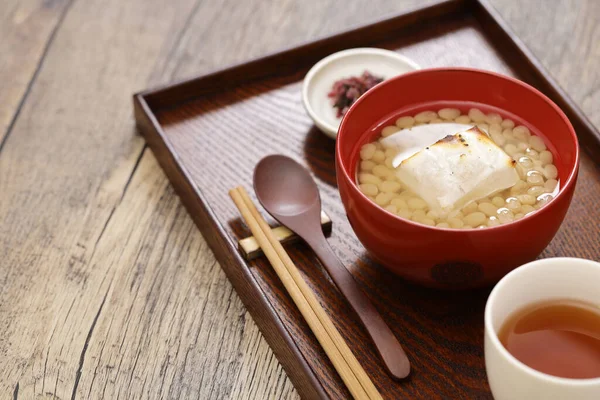 White Adzuki Zenzai Sweet Beans Soup Baked Rice Cake Japanese — Stock Photo, Image