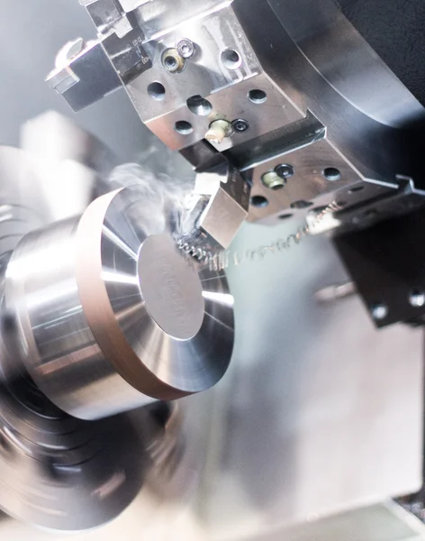 CNC Makine Değirmeni Metal Sondajı ve Kesme İşlemi