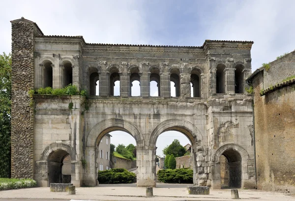 The Saint Andre gate — Stock Photo, Image