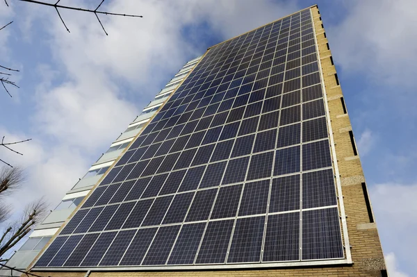 Solar Panel Apartment Building — Stock Photo, Image