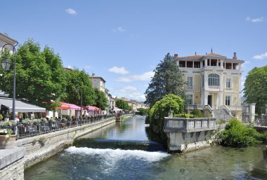 Isle-sur-la-sorgue görüntüleme