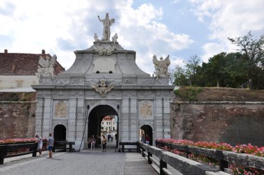Alba Iulia carolina kale kapısı III