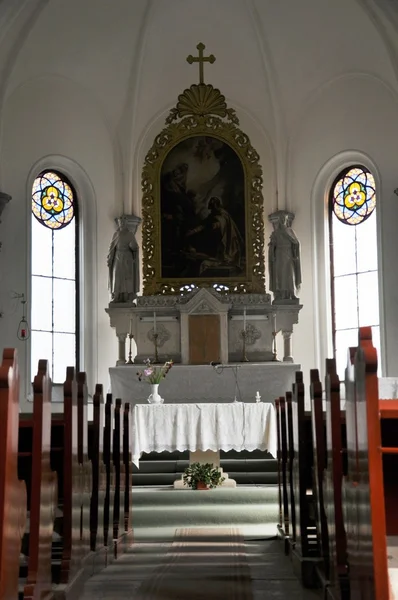 Katolsk kirke interiør - Stock-foto