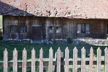 ülke tarafından gelen eski ev