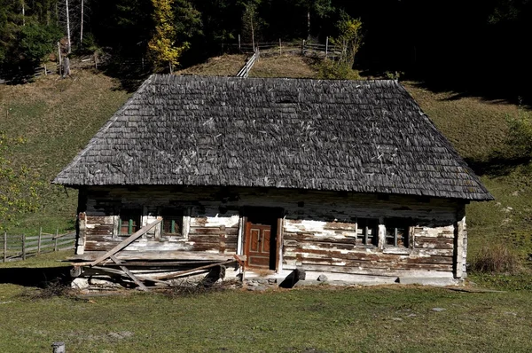 Altes Haus von der Landseite — Stockfoto