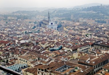 Floransa panoramik ve basilica di santa croce uzakta. Floransa, İtalya