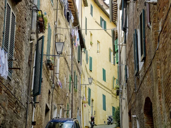 Siena Sokağı. Siena, İtalya — Stok fotoğraf
