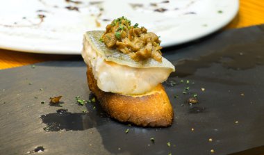 tipik İspanyol morina Malamadre.