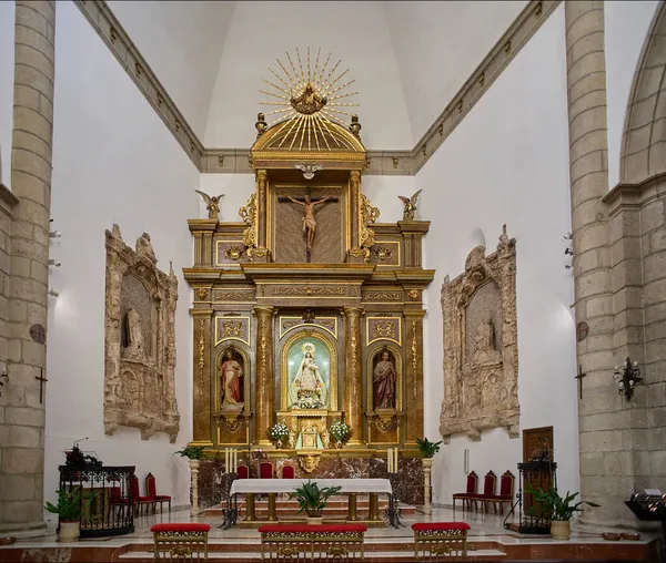Guadalajara Hiszpania Listopada 2021 Ołtarz Modlącą Się Figurą Założycieli Klasztoru — Zdjęcie stockowe