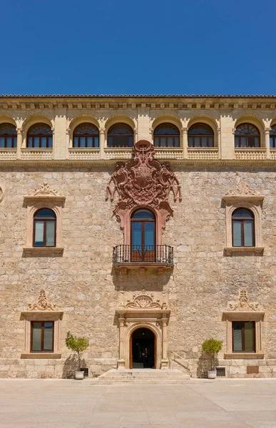 Renaissance Main Facade Archiepiscopal Palace Alcala Henares View Parade Courtyard — Stok fotoğraf