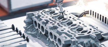 Otomotiv motoru parçasının CMM Koordinat Ölçüm Makinesi denetleme boyutu.