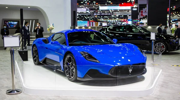 Nonthaburi, Tayland - 24 Mart 2022: Maserati MC20 Motor Fuarı 2022