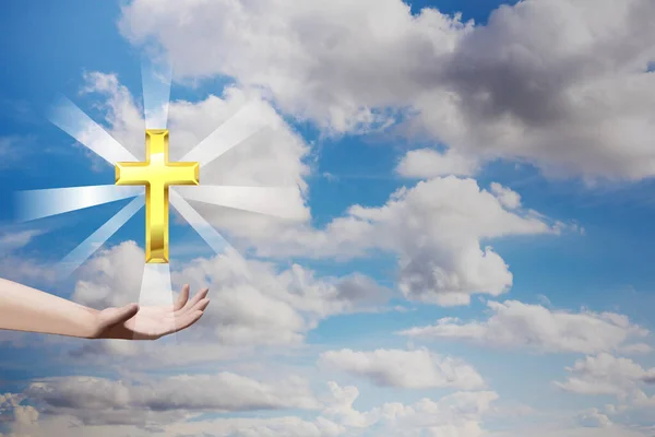 Hand Håller Christian Cross Med Ljusstråle Blå Himmel Religionsbegreppet Renderingsbild — Stockfoto