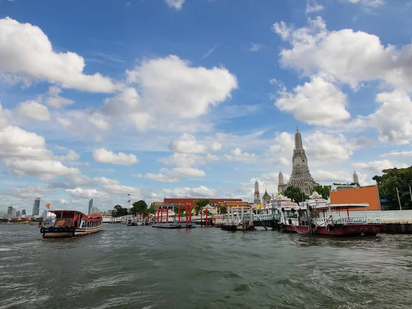 Scenic View Chao Phraya River Ferry Pier Sightseeing Boat Tour — Stock Photo, Image