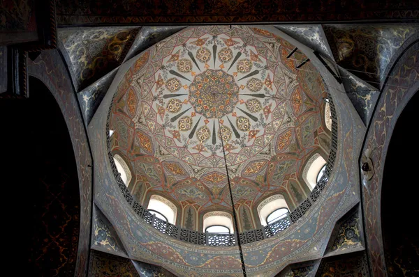 Interior of the Echmiadzin cathedral, Armenia — Stock Photo, Image