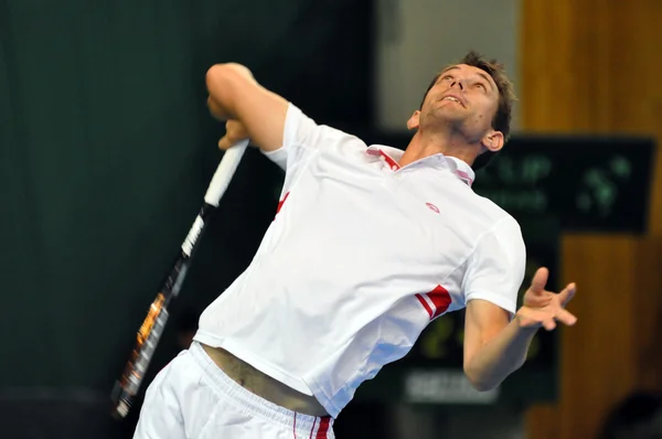 Tennis player Frederik Nielsen in action at a Davis Cup match, Romania beats Denmark with 3:0 — Stock Photo, Image