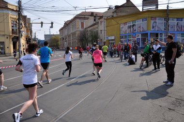 cluj uluslararası maraton 21 Nisan 2013, cluj napoca, Romanya, katılımcılar
