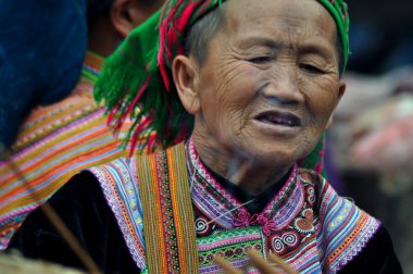 bac Vietnamca ha sa pa, vietnam Pazar,