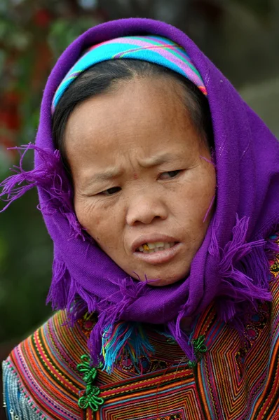 Vietnamien au marché de Bac Ha, Sa Pa, Vietnam — Photo