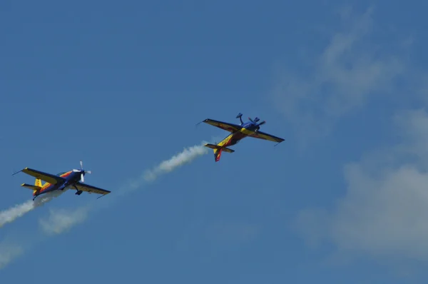 Voert een vlucht Roemeense kunstvlieger team — Stockfoto