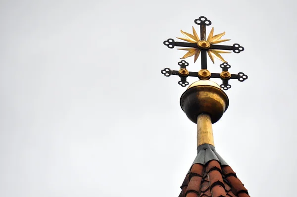 空の正教会の十字架 — ストック写真