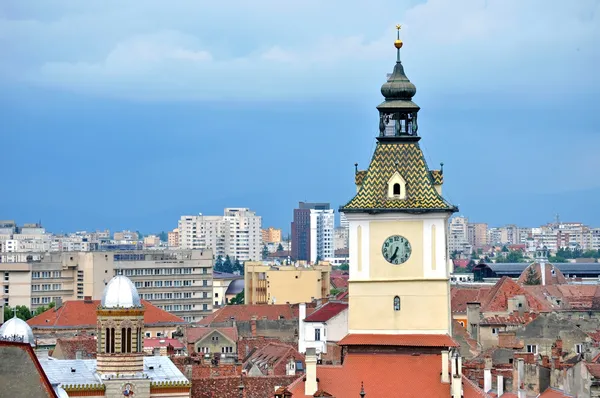 ブラショフ、ルーマニアの市長の家タワー — ストック写真
