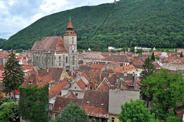 La chiesa nera, il più antico monumento gotico di Brasov, Romania — Foto Stock