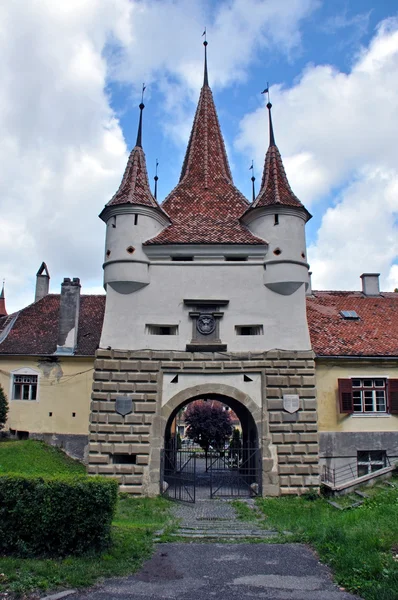 O portão de Catarina, monumento em Brasov, Roménia — Fotografia de Stock