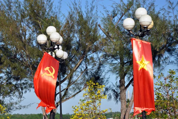 Die vietnamesische Flagge, ein gelber Stern auf rotem Hintergrund — Stockfoto