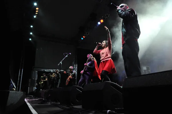 Rotfront banda de Berlim realiza um concerto ao vivo — Fotografia de Stock