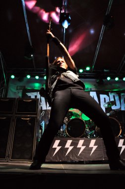 ağır metal canlı rock konseri