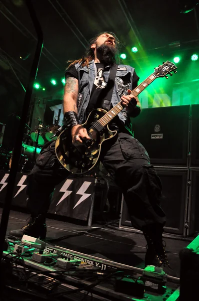 Concierto de heavy metal rock en vivo — Foto de Stock