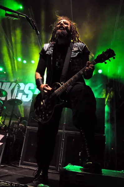 ağır metal canlı rock konseri