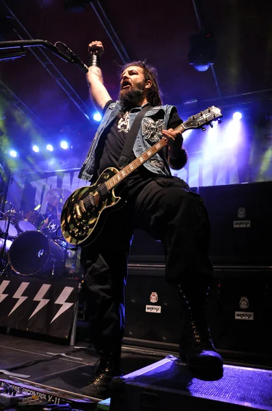 Heavy metal live rockconcert — Stockfoto