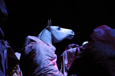 Macar rock opera, kostüm oyun stephen king live sahnede