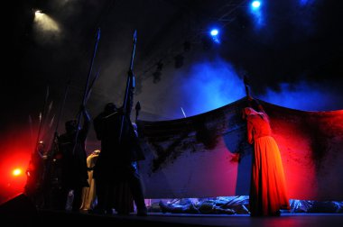 Macar rock opera, kostüm oyun stephen king live sahnede