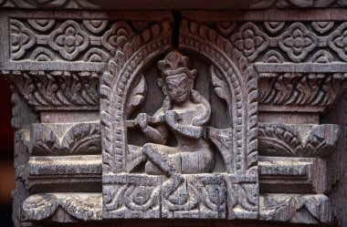 Nepal Tapınağı kapı oyma ahşap detayları
