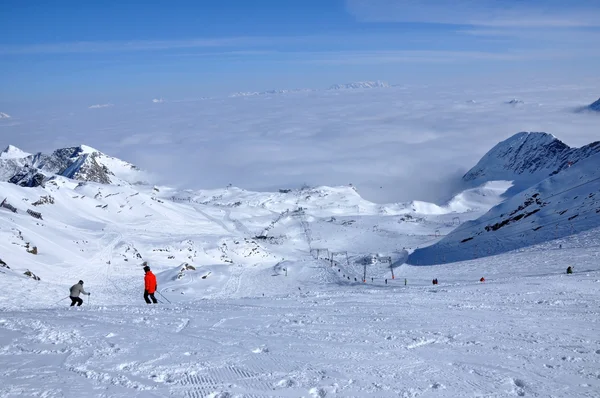 Stoki narciarskie w Alpach. Kitzsteinhorn, austria — Zdjęcie stockowe