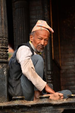 geleneksel giysiler Kathmandu Nepal adam