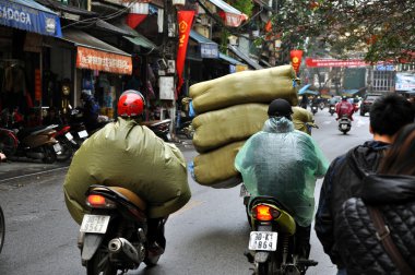 hanoi, vietnam trafikte scooter