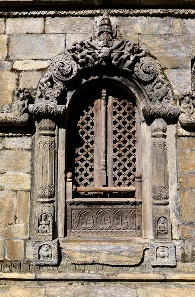 Entrata ornata in un tempio. Pashupatinath, Nepal — Foto Stock