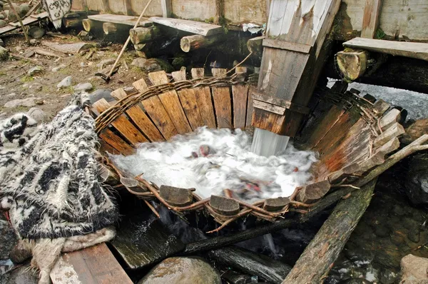 Traditionella bubbelpool — Stockfoto