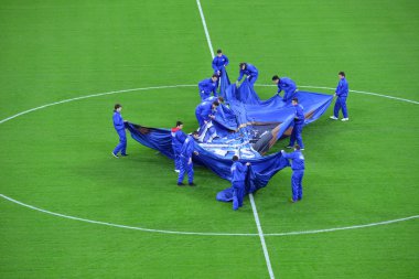 dinamo ve Steaua Bükreş b arasında bir maç başında töreni