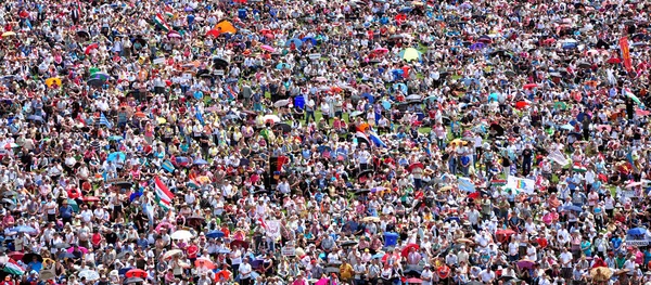 Multitud de personas de fondo — Foto de Stock